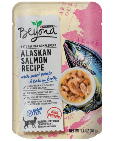 Purina Beyond Alaskan Salmon Recipe With Sweet Potato & Kale In Broth Cat Treat